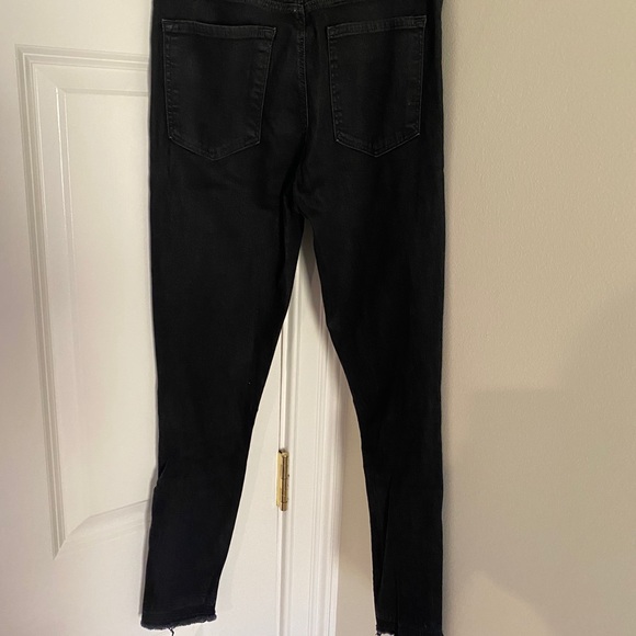 JBRAND Alana High Rise Crop Skinny in Fearless - Picture 6 of 11